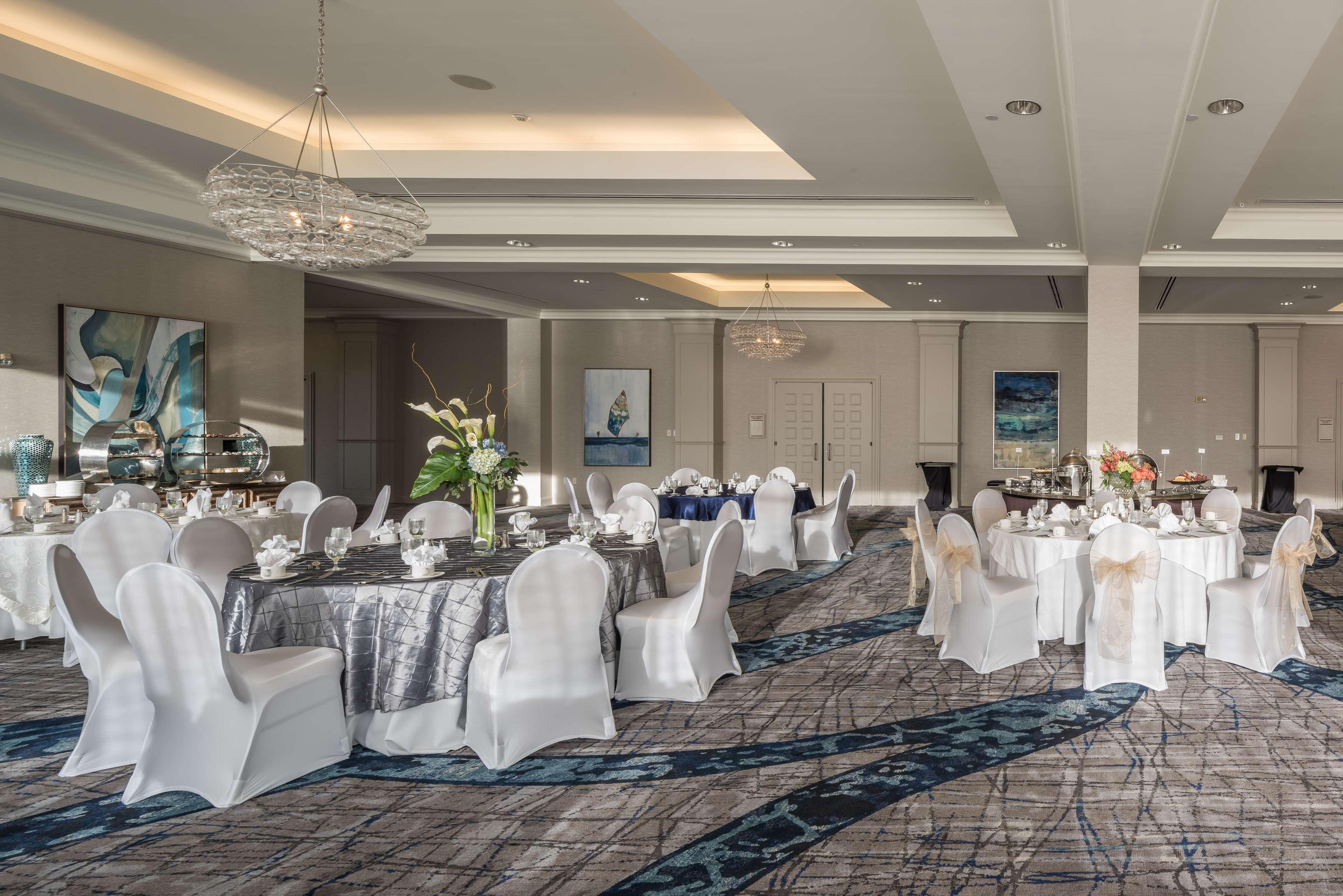 Hilton Dallas/Rockwall Lakefront Hotel Экстерьер фото