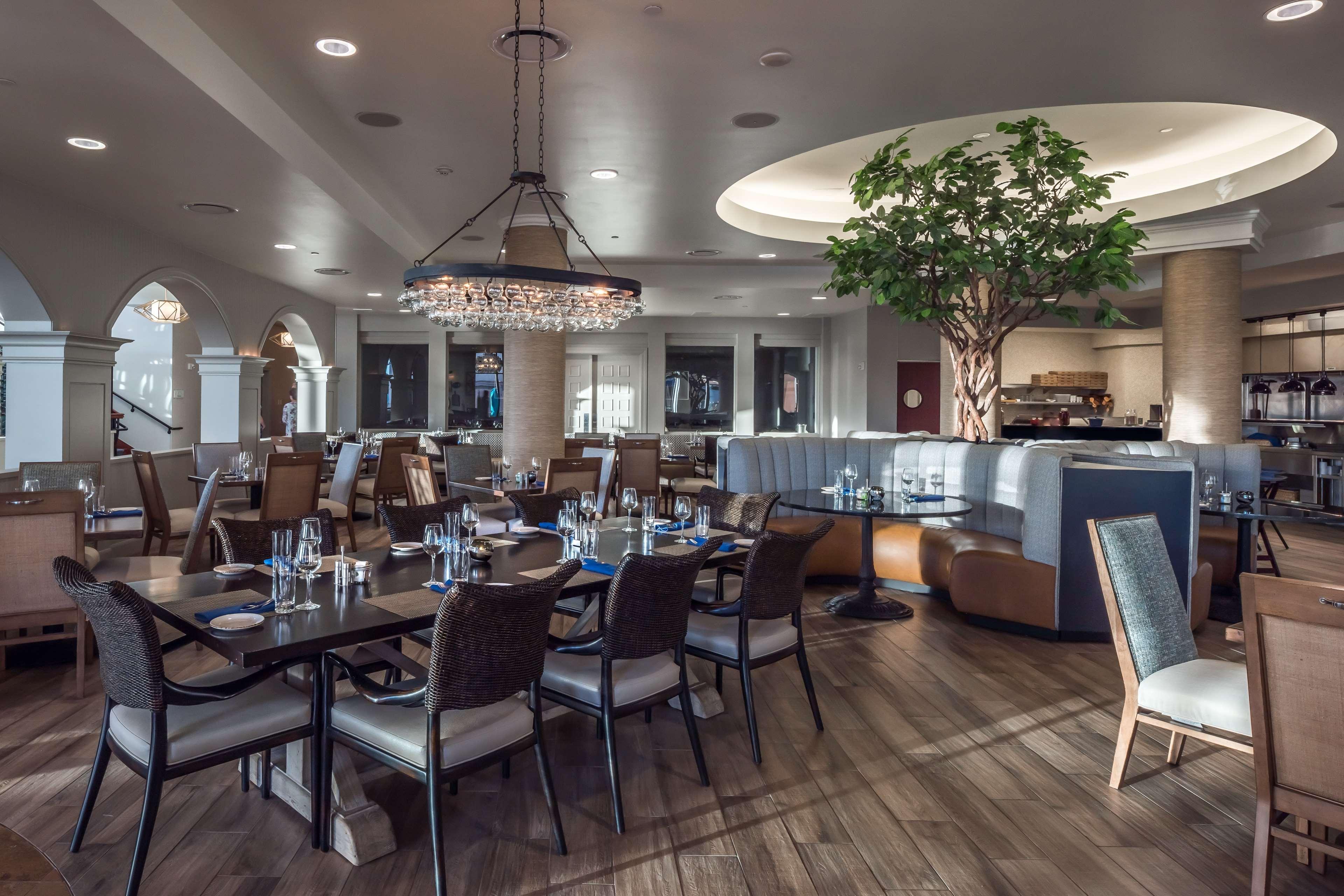 Hilton Dallas/Rockwall Lakefront Hotel Экстерьер фото
