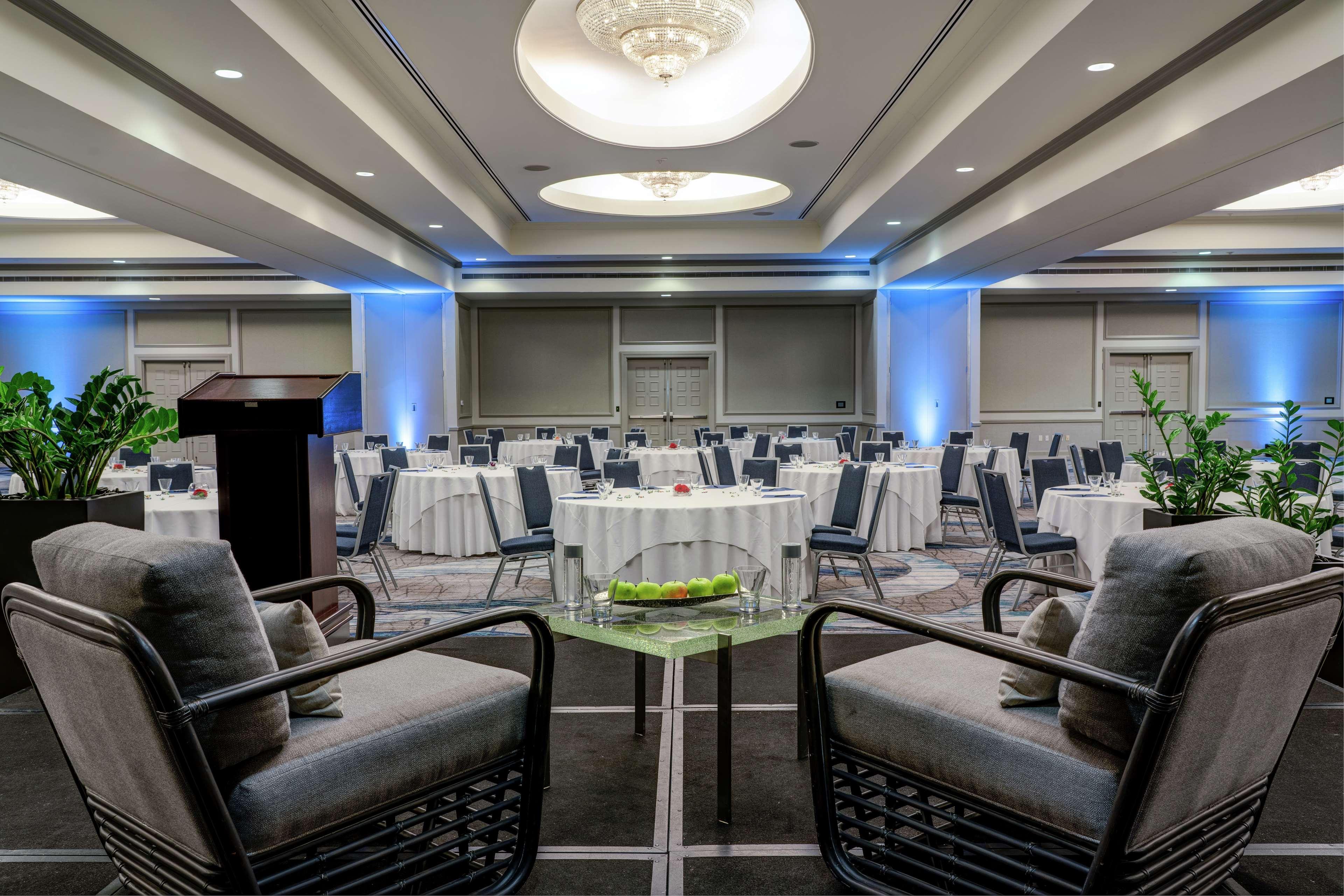 Hilton Dallas/Rockwall Lakefront Hotel Экстерьер фото