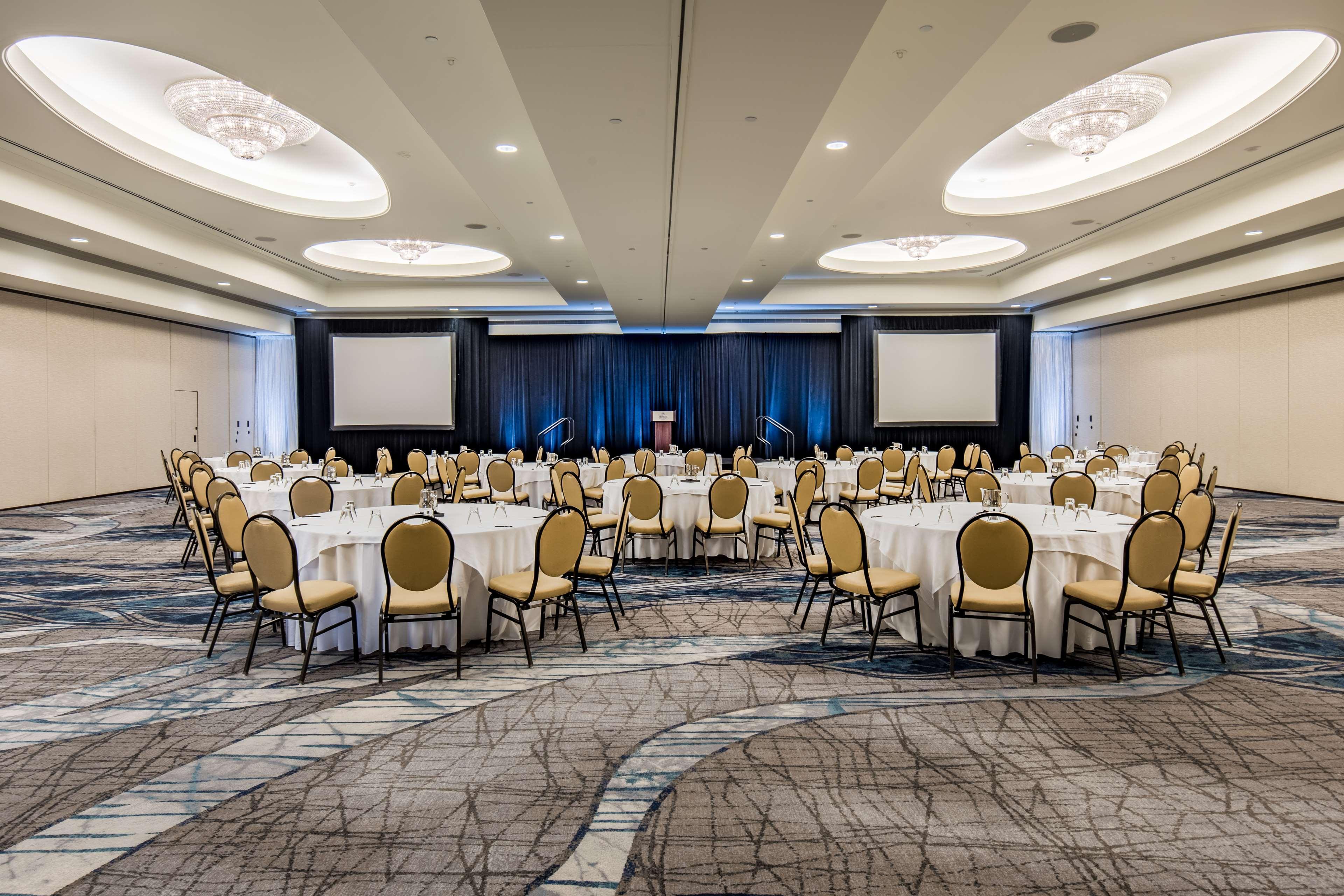 Hilton Dallas/Rockwall Lakefront Hotel Экстерьер фото