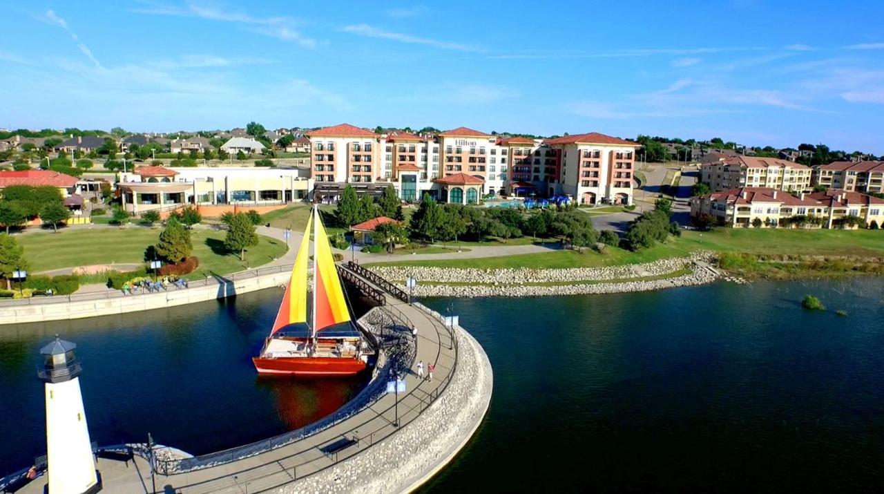 Hilton Dallas/Rockwall Lakefront Hotel Экстерьер фото