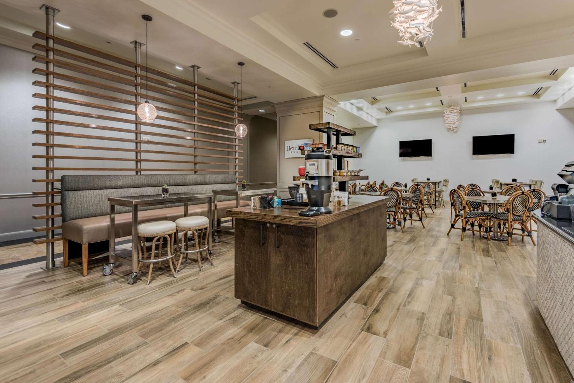 Hilton Dallas/Rockwall Lakefront Hotel Экстерьер фото